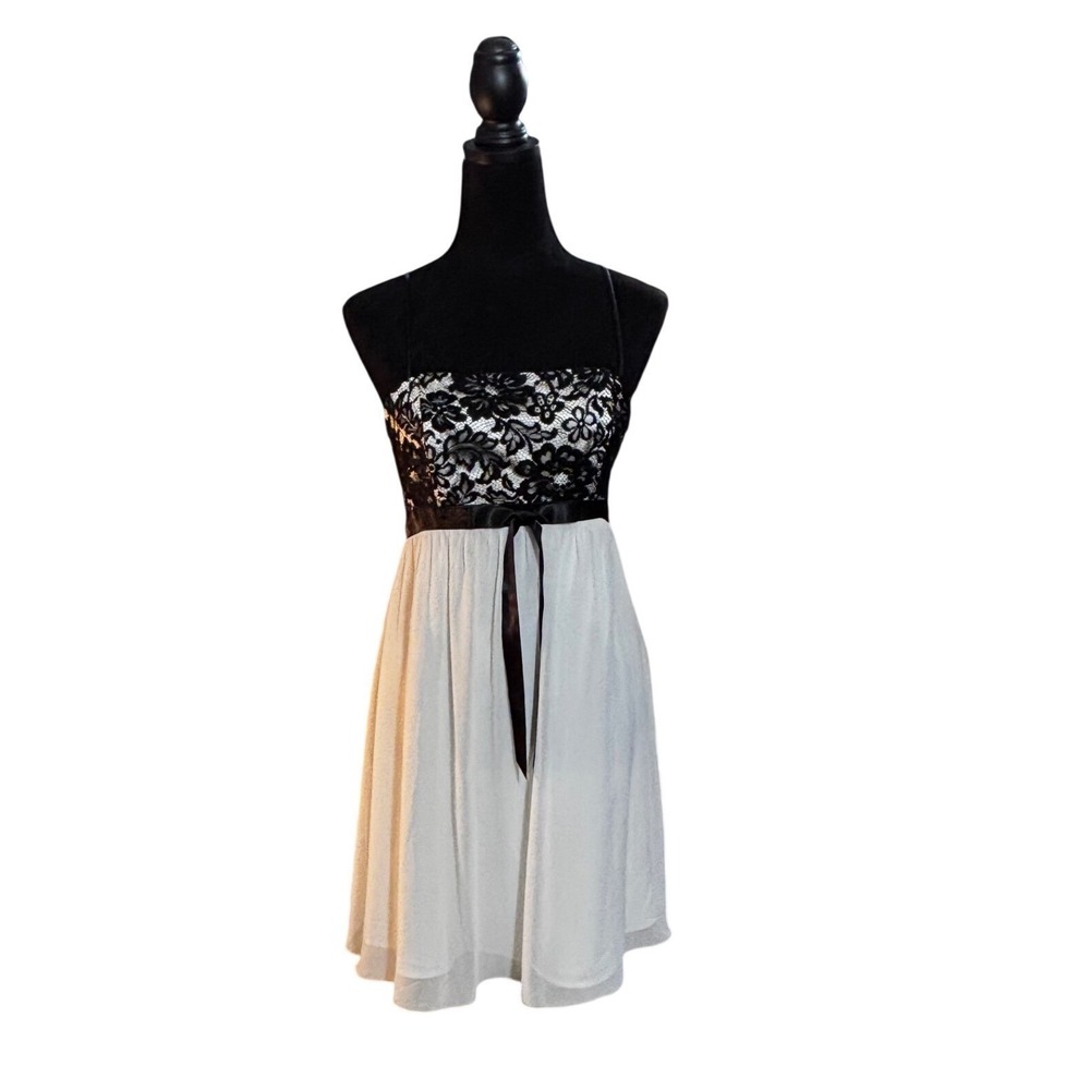 Jessica McClintock Black Lace Ivory Chiffon Spaghetti Strap Dress Size 8